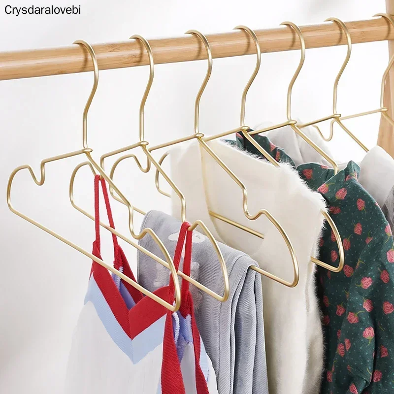 شماعات ملابس الأطفال المضادة ل - مراجعة Baby Clothing Wardrobe وسعره