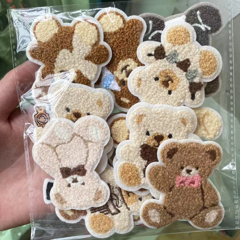 رقع مطرزة بنمط دب لطيف - قابلة - مراجعة Baby Clothing Types وسعره